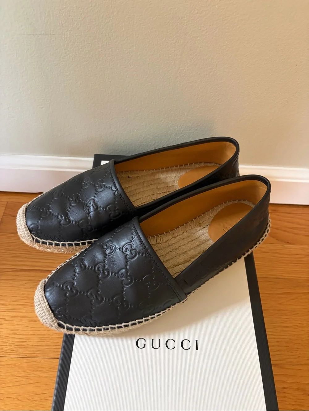 Gucci Black Leather Espadrille Slip On Microguccisima leather women size 38 flat